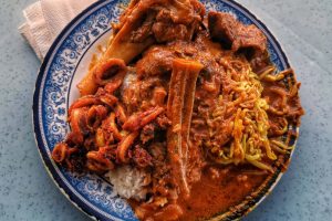 Capati Corner | Kedai Makanan dan Minuman Cik Rose