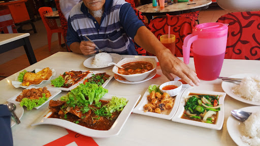 Aisyah Tomyam Seafood