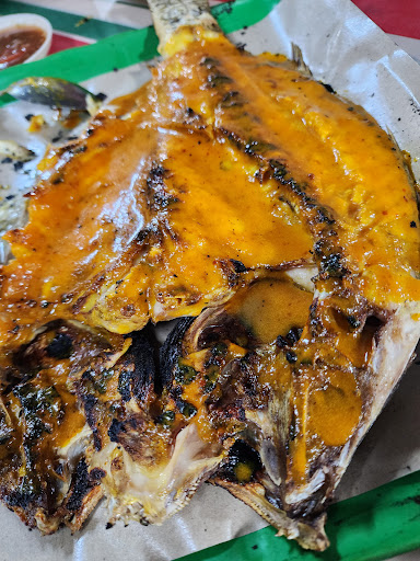 SABUT IKAN BAKAR