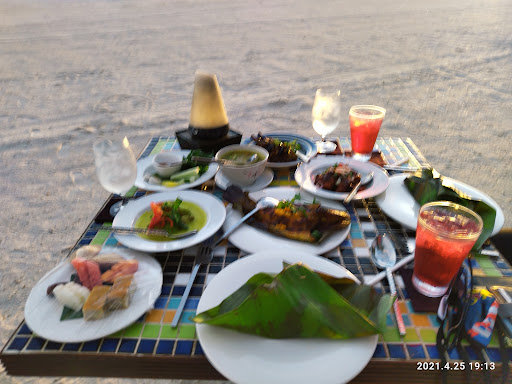 La Sal Restaurant