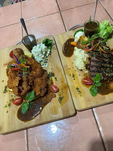 NS CAFE STEAK HOUSE