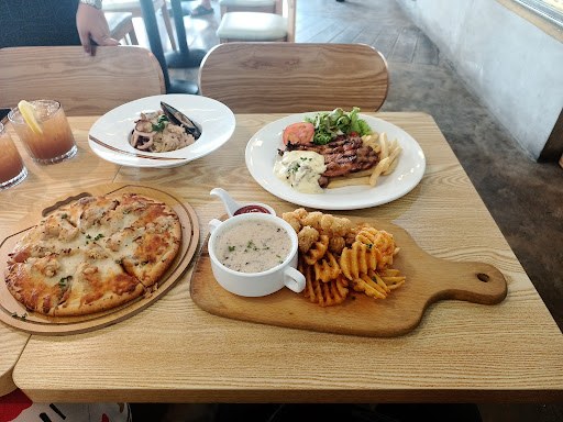 LAZAMII CAFE