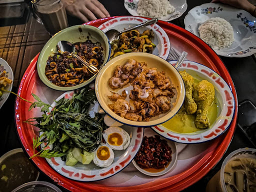 Monggo Talam Kampung Kuching Monggo Talam Kampung Kuching