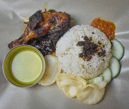 Warung Gulai Lomak