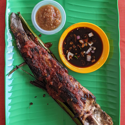 Sultan Salai - Daging Salai, Itik Salai, Siput Sedut Masak Lemak @ Simpang Ampat, Melaka Sultan Salai - Daging Salai, Itik Salai, Siput Sedut Masak Lemak @ Simpang Ampat, Melaka