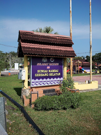 Medan Selera Sungai Rambai Medan Selera Sungai Rambai
