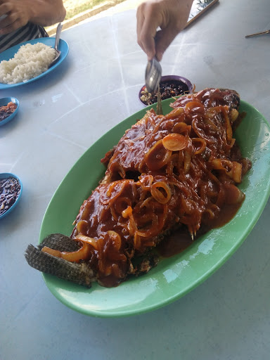 Gerai Pisompuruan Kampung Agudon Gerai Pisompuruan Kampung Agudon