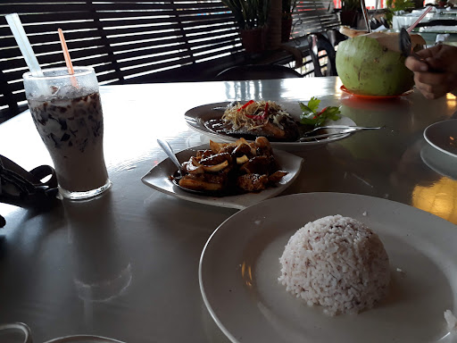 Riverside Restaurant