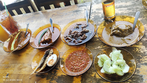 Pak Majid Kari Sembilang