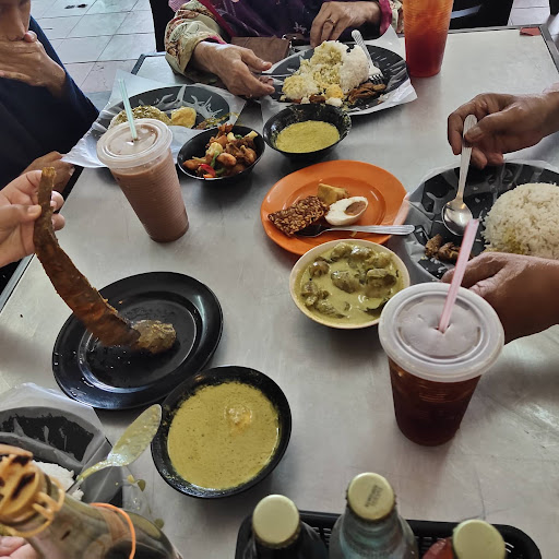 Restoran Itik Salai Atok