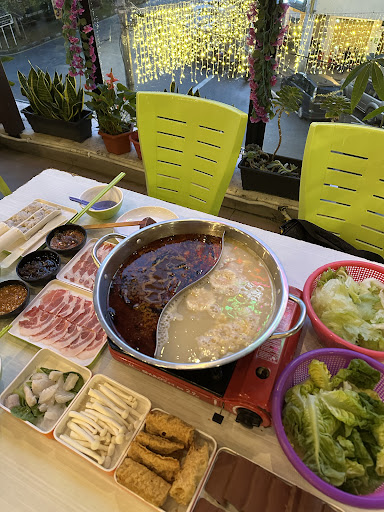 C Buddys Steamboat 众友火锅
