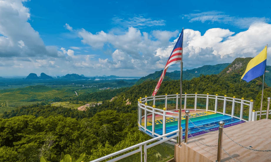 Salai di Arau, Malaysia: Destinasi Menarik dengan Keindahan Alam dan Budaya 1 salai di arau malaysia destinasi menarik dengan keindahan alam dan budaya