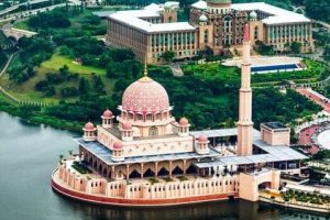 Salai di Putrajaya, Malaysia: Destinasi Menarik untuk Lawatan & Aktiviti Terbaik