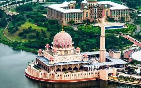 Salai di Putrajaya, Malaysia: Destinasi Menarik untuk Lawatan & Aktiviti Terbaik 1 salai di putrajaya malaysia destinasi menarik untuk lawatan aktiviti terbaik