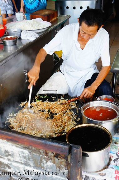 Ah Kuan Char Kway Teow Medan Selera Kampar 1 ah kuan char kway teow medan selera kampar