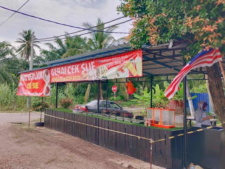 gerai nasi berlauk kuih muih ciksue